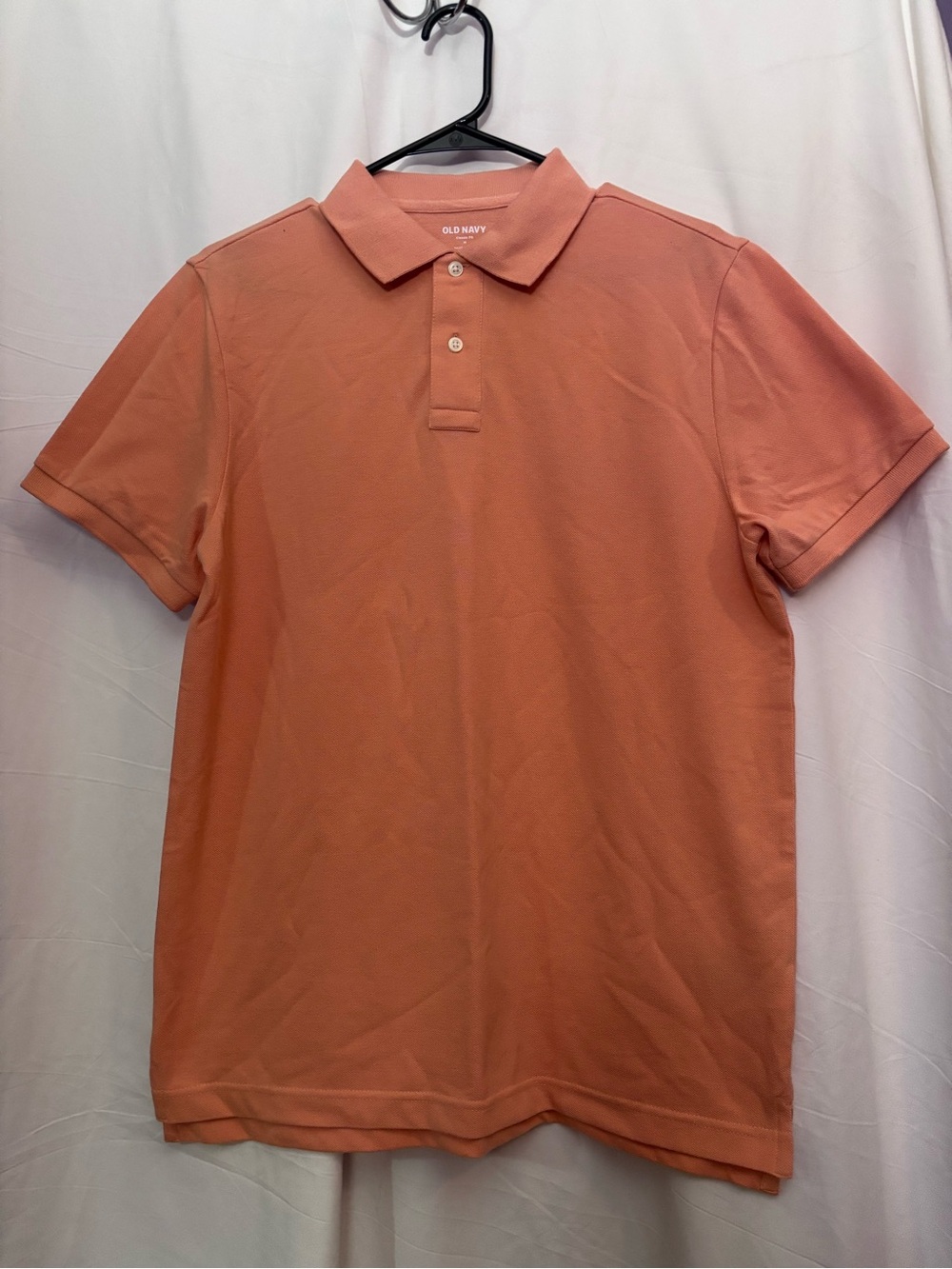 Old Navy Men’s Classic Fit Pique Polo. Color: Daybreak Size: Medium